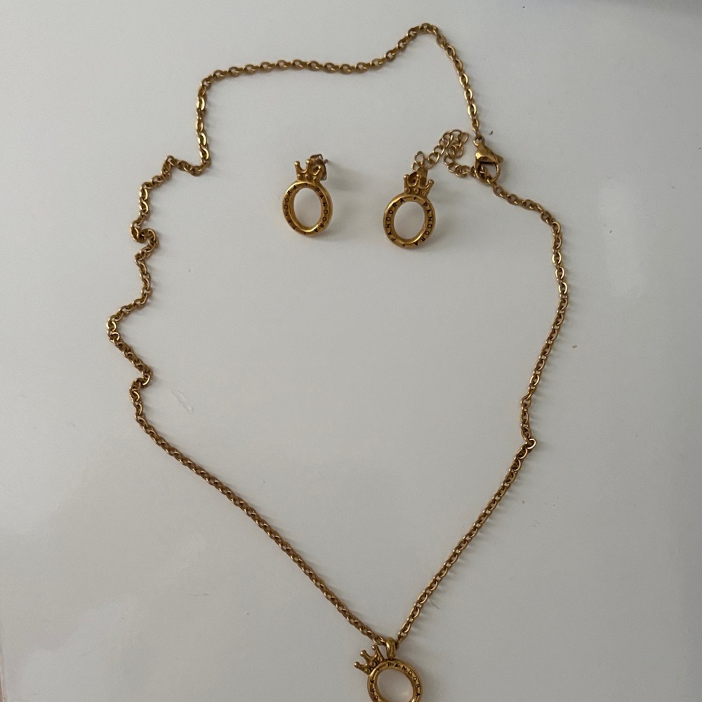 Pandora Gold Necklace and Earring Set
